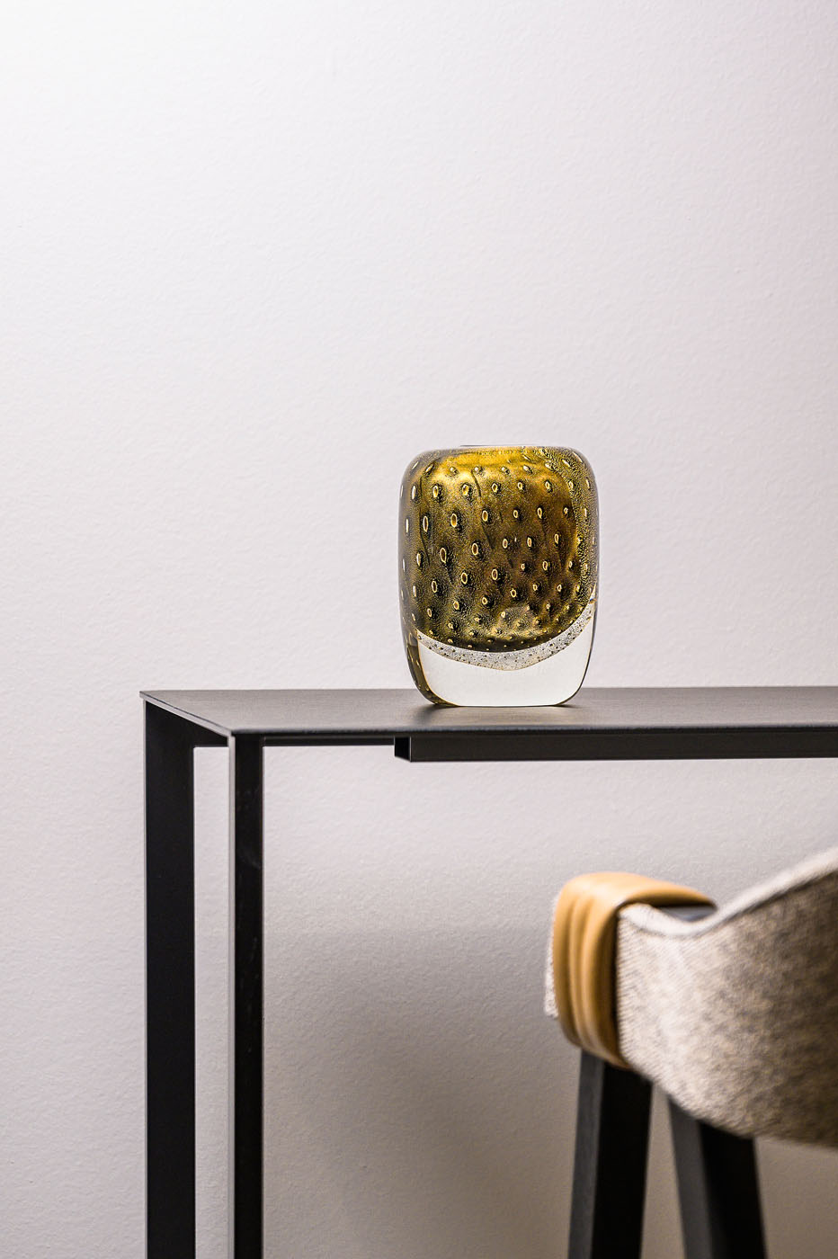 Balloton square vase black-gold by Seguso